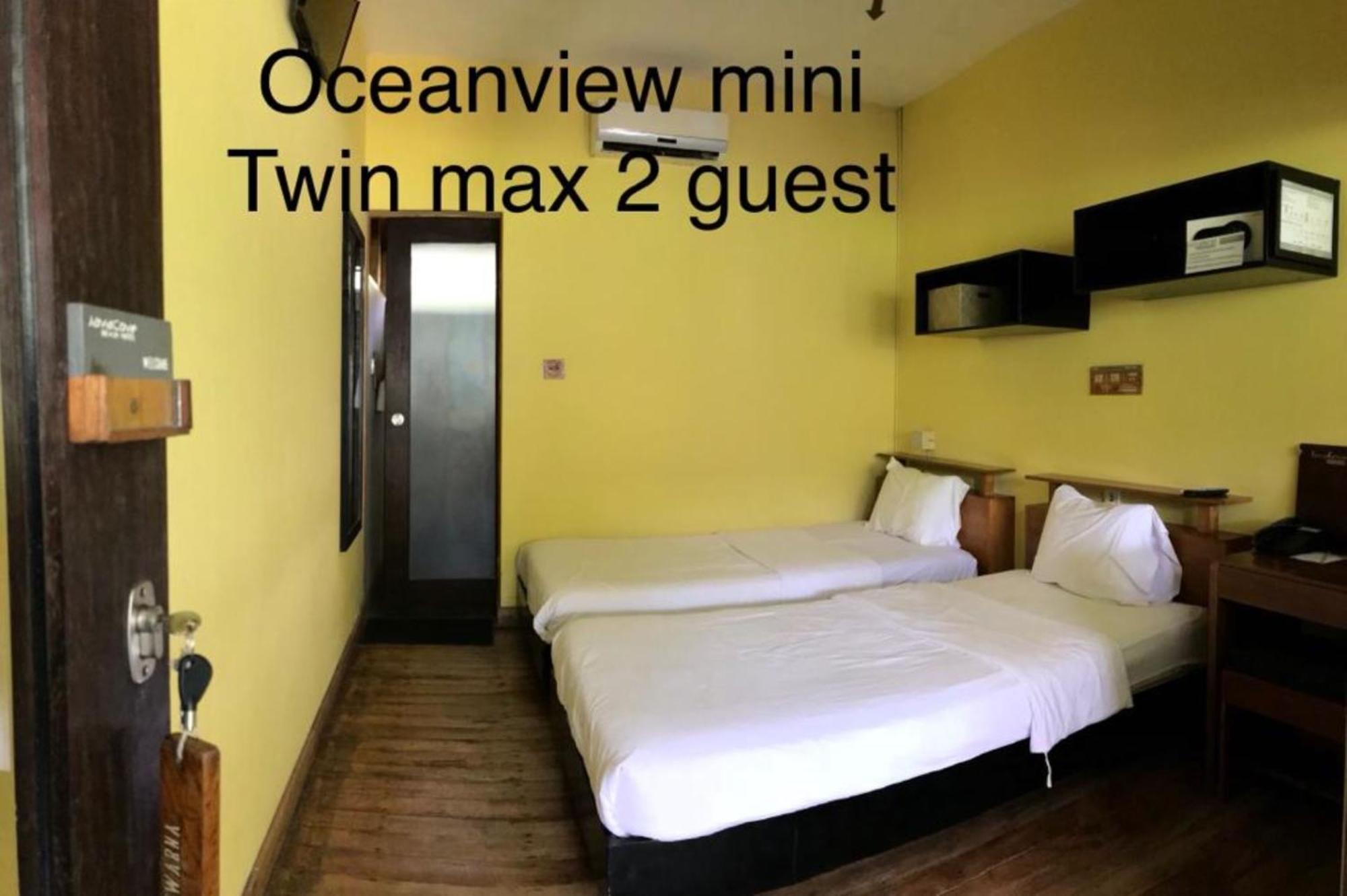 Javacove Beach Hotel Batukaras Exterior photo