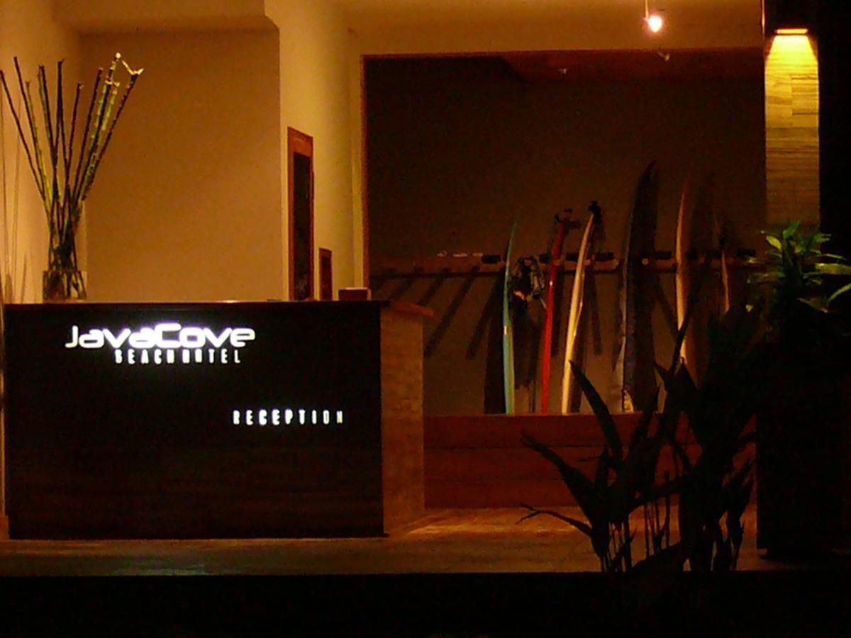 Javacove Beach Hotel Batukaras Exterior photo