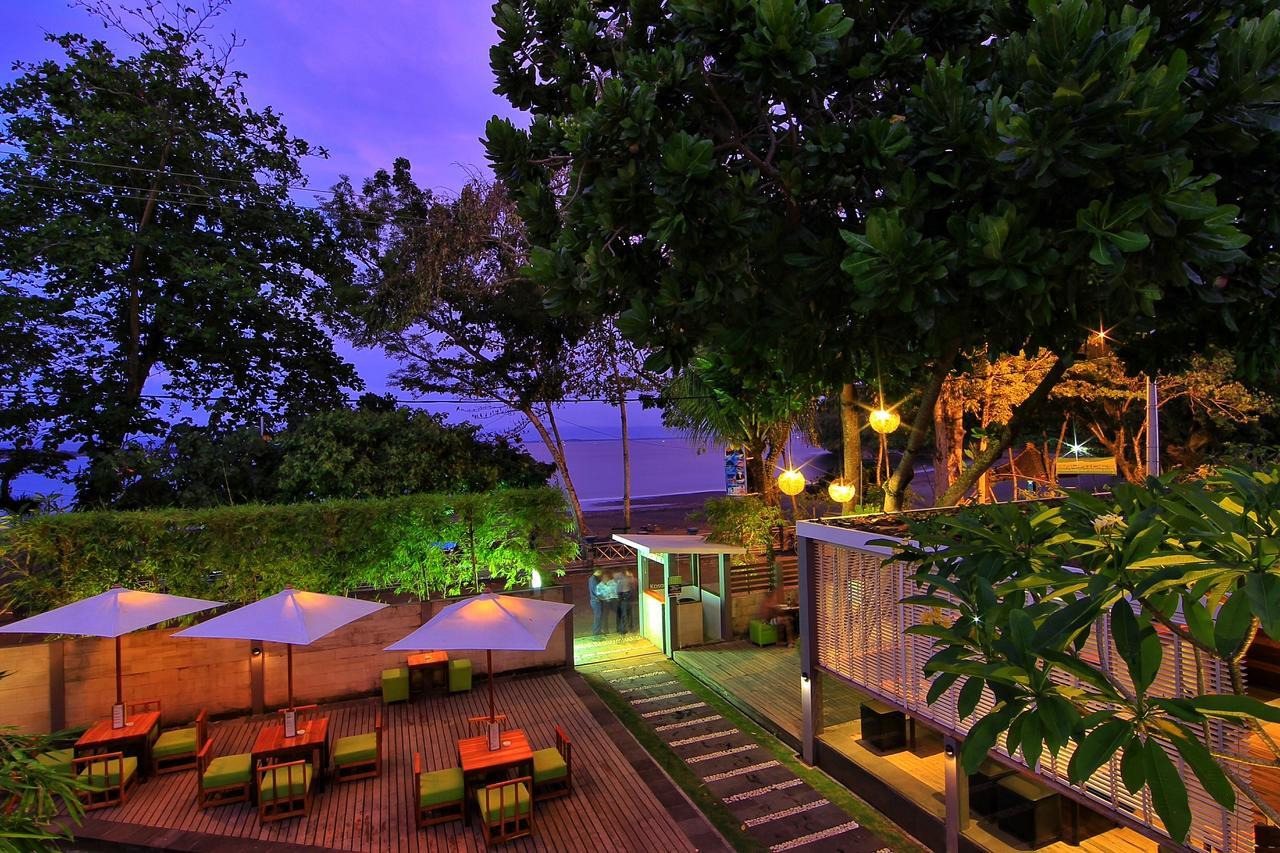Javacove Beach Hotel Batukaras Exterior photo